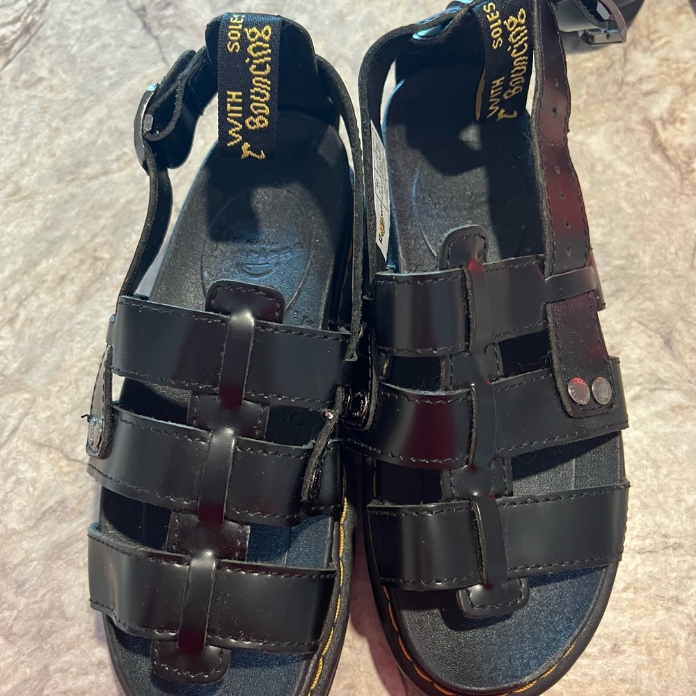 Women’s dr marten Sandles size 9 30.00